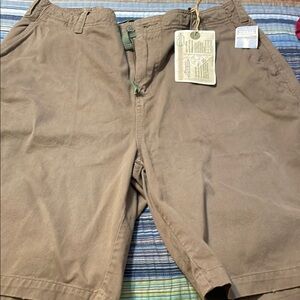 Men’s Arizona shorts deep olive size 36